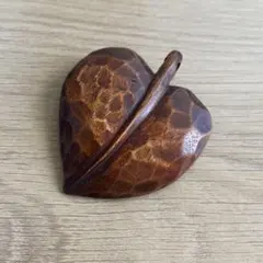 木製ブローチ　葉っぱ形