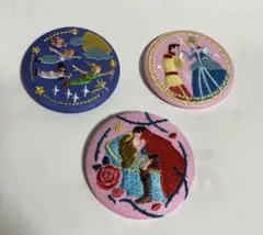 ディズニー 刺繍缶バッジ 3種セット　シンデレラ　ピーターパン　オーロラ姫