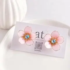 【再販】桜のポストピアス／イヤリング スタッド 小ぶり シンプル 春 ピンク