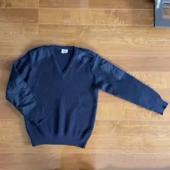DEVANLAY ネイビー Vネックニットセーターのサムネイル