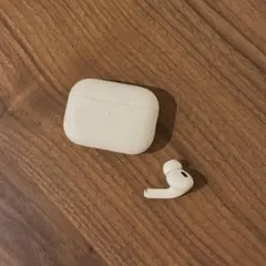 AirPods Pro（第2世代）本体 片耳 充電ケースセットのサムネイル