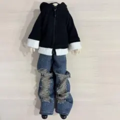 シチリアの追憶　ジッパー付き前開きパーカー&ダボっとダメージデニムのサムネイル