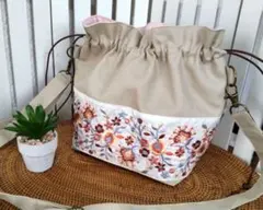 値下げしました！インド刺繍リボン 巾着バッグ ショルダー付き ベージュ