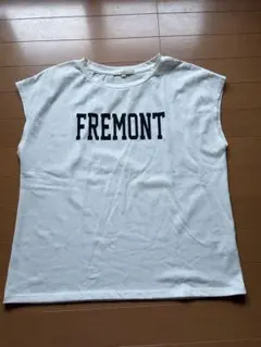 grove FREMONT ロゴプリント 半袖Tシャツ ホワイト Lサイズのサムネイル