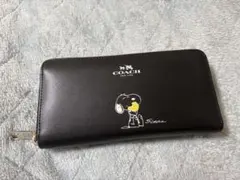 COACH スヌーピー 長財布 黒　中古