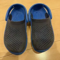CROCS literide 18cm 青　ブルーサンダル