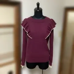 フリル付きニットセーター ワインレッド　axes femme