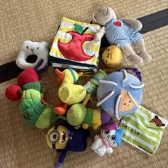 はらぺこあおむし　りんご付き　ラトル　ベビー　　ぬいぐるみ　おもちゃのサムネイル