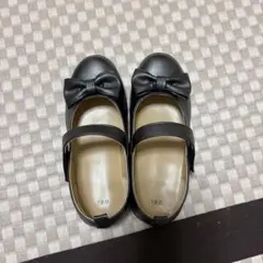 フォーマルシューズ　女の子