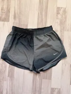 Nike ランニングウェア　ショートパンツ Lサイズ
