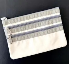 ★Le Sportsac★ 3段ジップポーチ エナメルアイボリー