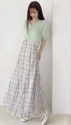 anmille アンミール　ギャザーボリュームスカート　ブラウン　チェック　美品 anmille アンミール ギャザーボリュームスカート ブラウン チェック 美