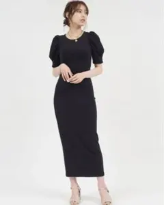 【美品】ROYAL PARTY 背中開きカットワンピース／ブラック