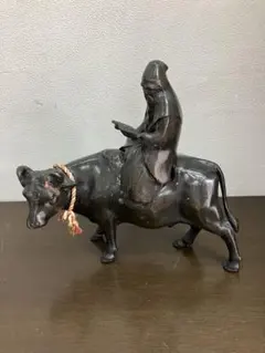 高村光雲 原型 老子の像 牛乗 賢人 金属製 金色塗装 置物 インテリア