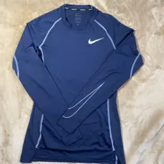 Nike ProアンダーシャツS 長袖　ネイビー