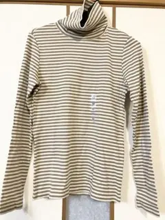 新品タグ付き　ユニクロ ボーダータートルネックT 長袖 M ブラウンボーダー