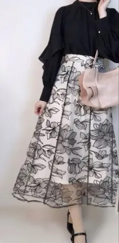新品　しまむら 門脇伶奈コラボ 花柄刺繍レーススカート ロングフレアスカートXL