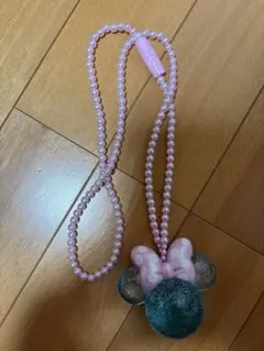 ディズニー ミニーマウス 光るペンダント ネックレス