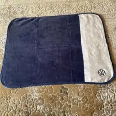 Item thumbnail for item 08705fa6-0559-4ded-bf9c-d191a5f1a81d