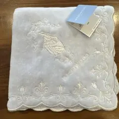 WEDGWOOD 刺繍入りタオルハンカチ