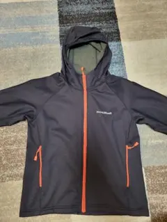 mont-bell フード付きネイビーパーカー