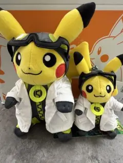 ギンガ団　グズマ　ピカチュウ　ぬいぐるみ 様 ギンガ団 グズマ ピカチュウ ぬいぐるみ - メルカリ
