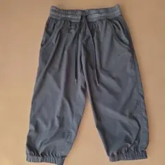 Nike DRI-FIT ダークグレー レディース　S　クロップド丈パンツ
