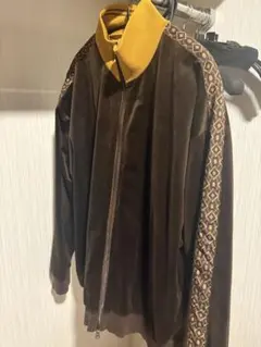 ソエルテ　ブラウン ジッパー付き ジャージ サイズ3