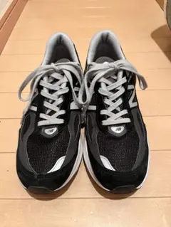 New Balance 990v6黒/グレー スニーカー