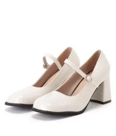 エナメル調 ストラップ フレア ハイヒール パンプス