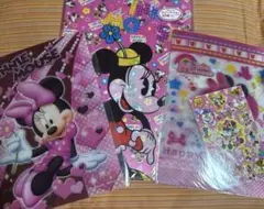 ミニーちゃん　 クリアファイル 下敷き　シールセットのサムネイル