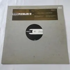 Minus 8 – Badman & Throbin