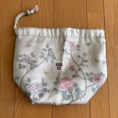 ANNA SUI 花柄ポーチ