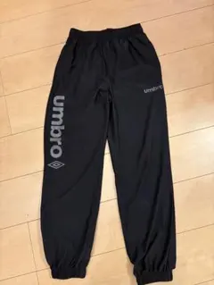 umbro ロングパンツ ブラック 150cmのサムネイル