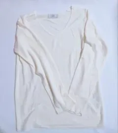 AZUL BY MOUSSY☆アズールバイマウジーVネック長袖ニット ホワイト