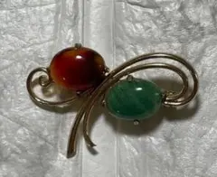 【美品】ブローチ ゴールドカラー 琥珀風と翡翠風の石 ヴィンテージ
