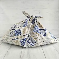 白地　格子に花模様のあずま袋　エコバック　木綿　サブバッグ　新品　ハンドメイド