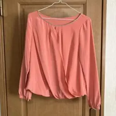 INDIVI 長袖ブラウス サーモンピンク 38（M）のサムネイル