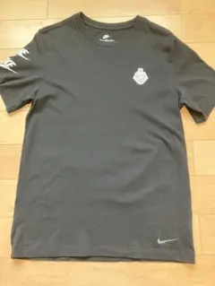 Nike ブラック Tシャツ　メンズ　Mサイズ　未使用