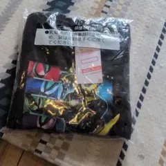 未使用 黒仮面ライダーゼッツ カラフル トレーナー