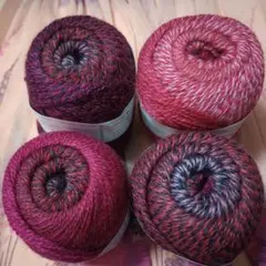 ウール毛糸レッドブラックグラデーションカラー4点