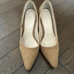 ティティベイト　titivate スエード パンプスベージュSサイズ