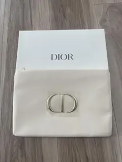 Dior ノベルティ　ベージュ ポーチ ロゴ付き