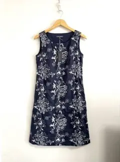 LAURA ASHLEY☆ノースリーブワンピース9号☆紺色☆花柄刺繍【新品】