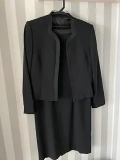 9号　礼服　喪服　ワンピーススーツ