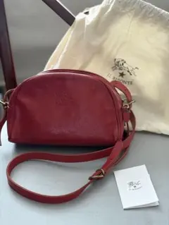 イルビゾンテ ショルダーバッグ ハーフムーン 赤