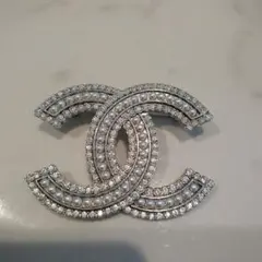 CHANEL CCロゴ ブローチ パールクリスタル