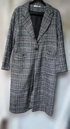 チェック柄ロングコート