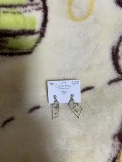 【新品未使用】 OSEWAYA ゴールド ハート型 ピアス