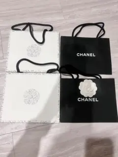 CHANEL ショップ袋 ショッパー 4枚セット（銀座限定2個、黒2個)のサムネイル